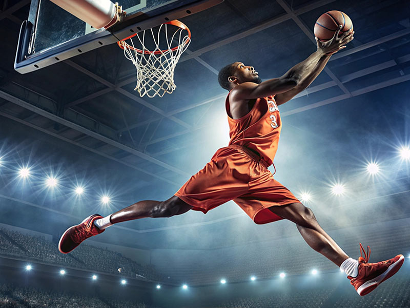 微笑刺客：詹姆斯明明领跑多项数据榜，大家却还在说乔丹GOAT